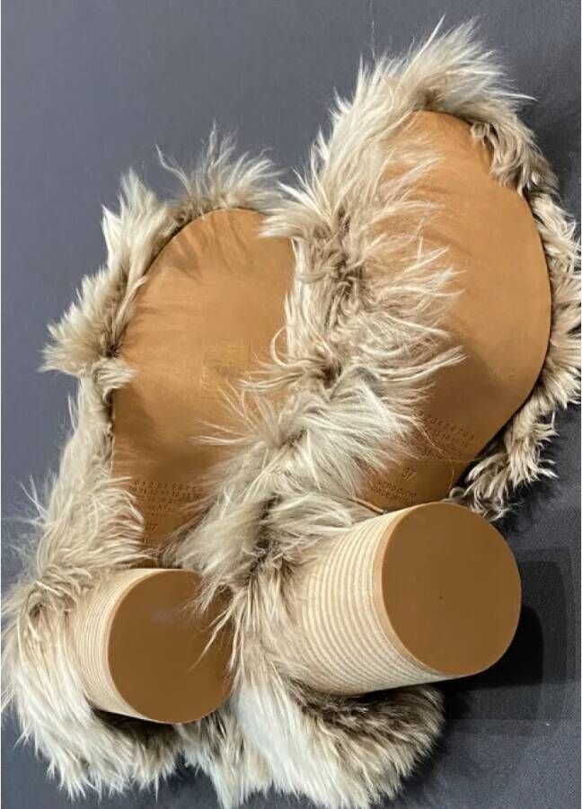 Maison Margiela Pre-owned Fur boots Beige Dames