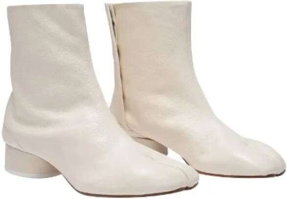 Maison Margiela Pre-owned Leather boots White Dames