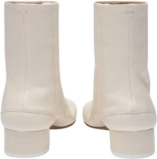 Maison Margiela Pre-owned Leather boots White Dames