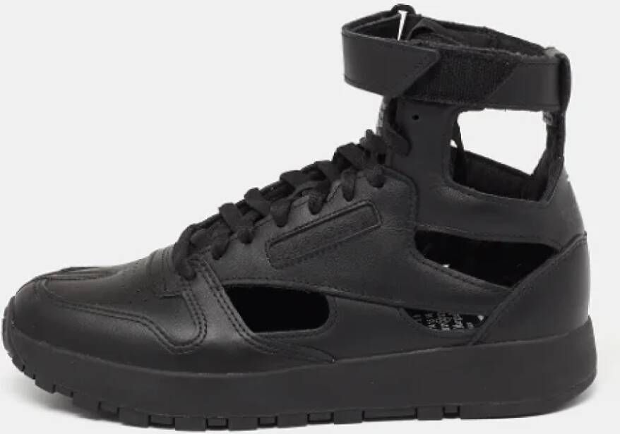 Maison Margiela Pre-owned Leather sneakers Black Dames