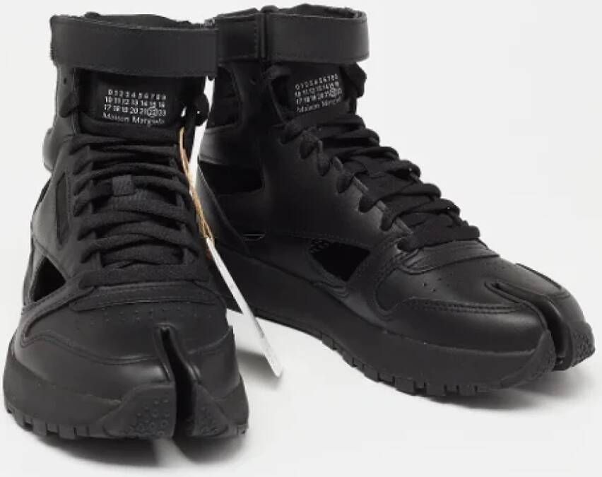 Maison Margiela Pre-owned Leather sneakers Black Dames