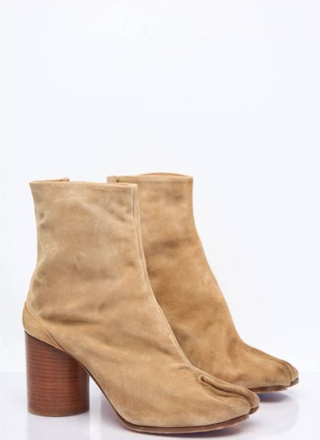 Maison Margiela Suede Tabi Enkellaarzen Beige Dames