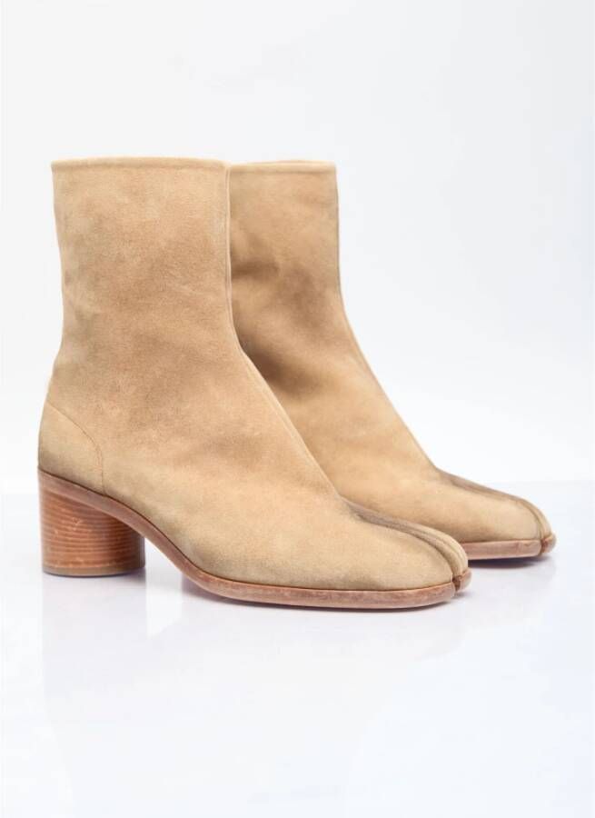 Maison Margiela Suede Tabi Enkellaarzen Beige Heren