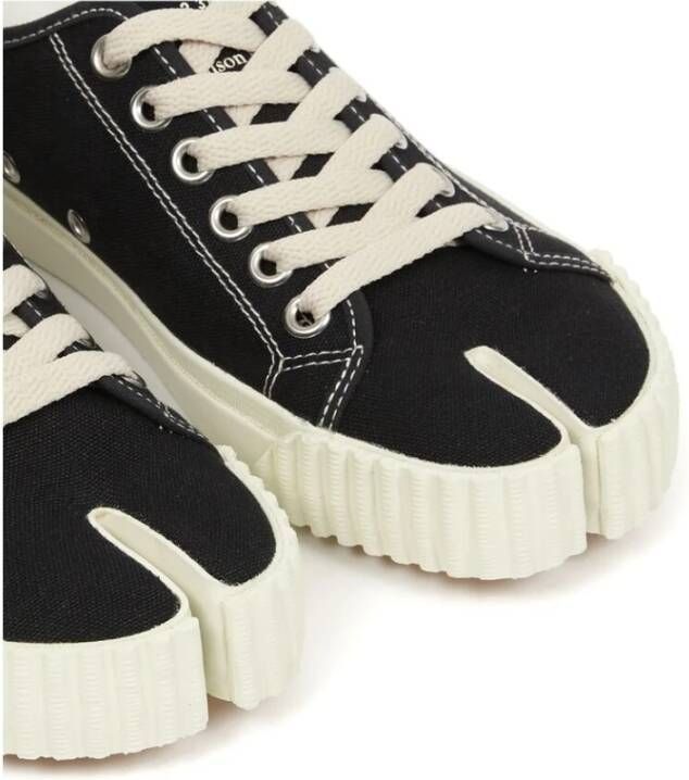 Maison Margiela Zwarte Canvas Tabi Sneakers Contraststiksels Black Dames