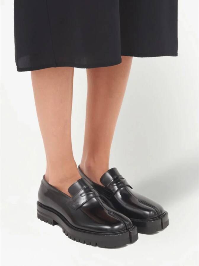 Maison Margiela Zwarte County Loafer Schoenen Black Dames