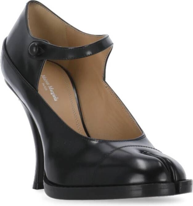 Maison Margiela Zwarte leren décolleté met Tabi teen Black Dames