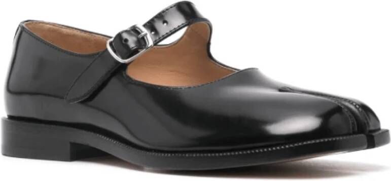 Maison Margiela Zwarte leren loafers met Tabi teen Black Dames