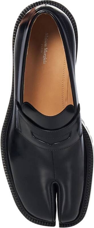 Maison Margiela Zwarte Loafer Schoenen met Chunky Lug Zool Black Heren