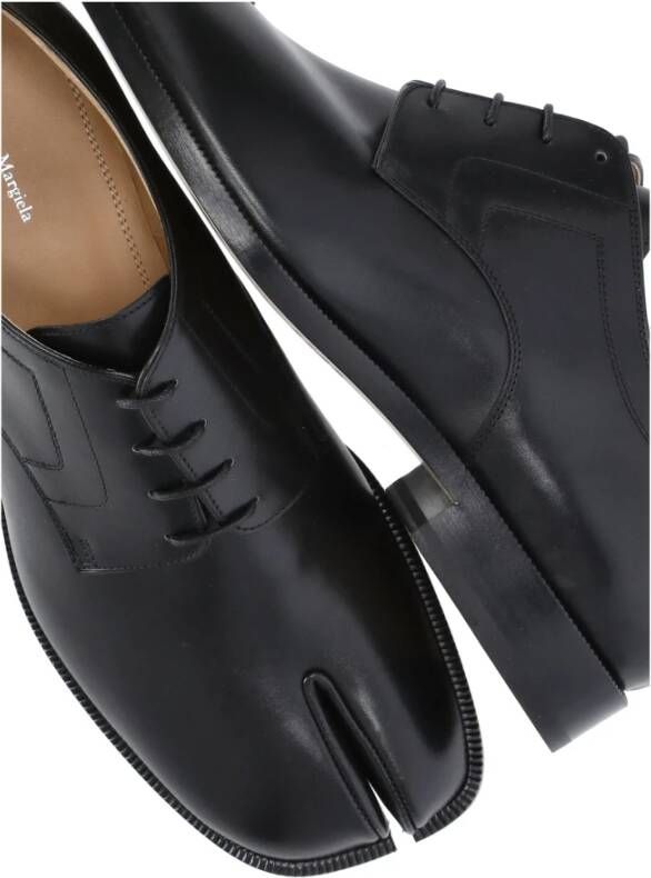 Maison Margiela Zwarte platte veterschoenen Tabi teen Black Heren