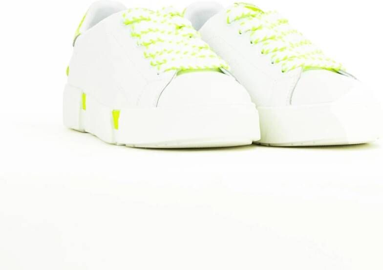 Manila Grace Dames Polka Dot Sneakers White Dames