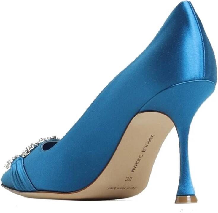 Manolo Blahnik Blauwe Satijnen Pumps met Puntige Neus Blue Dames