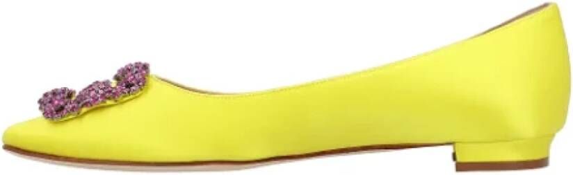 Manolo Blahnik Fabric flats Yellow Dames