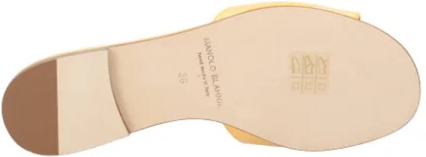 Manolo Blahnik Leather flats Yellow Dames