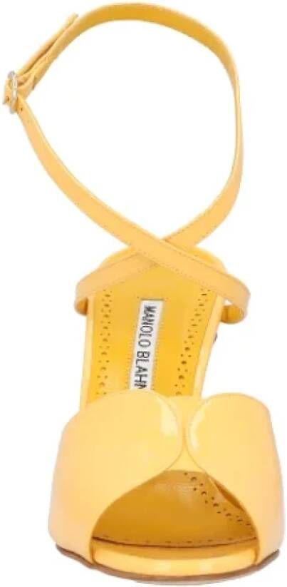 Manolo Blahnik Leather sandals Yellow Dames