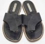 Manolo Blahnik Pre-owned Canvas flats Black Dames - Thumbnail 2