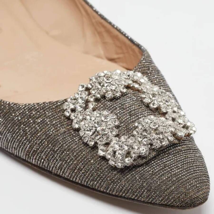 Manolo Blahnik Pre-owned Fabric flats Gray Dames