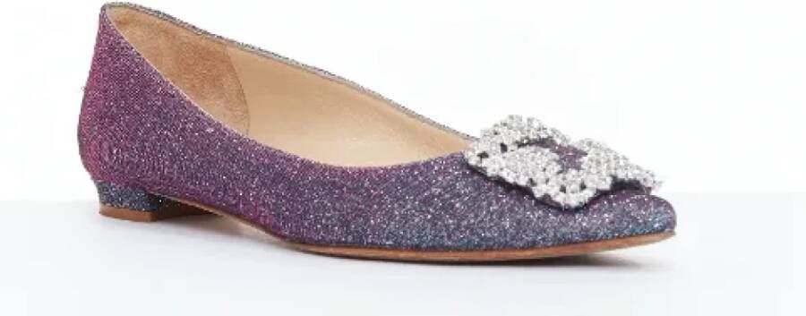 Manolo Blahnik Pre-owned Fabric flats Purple Dames