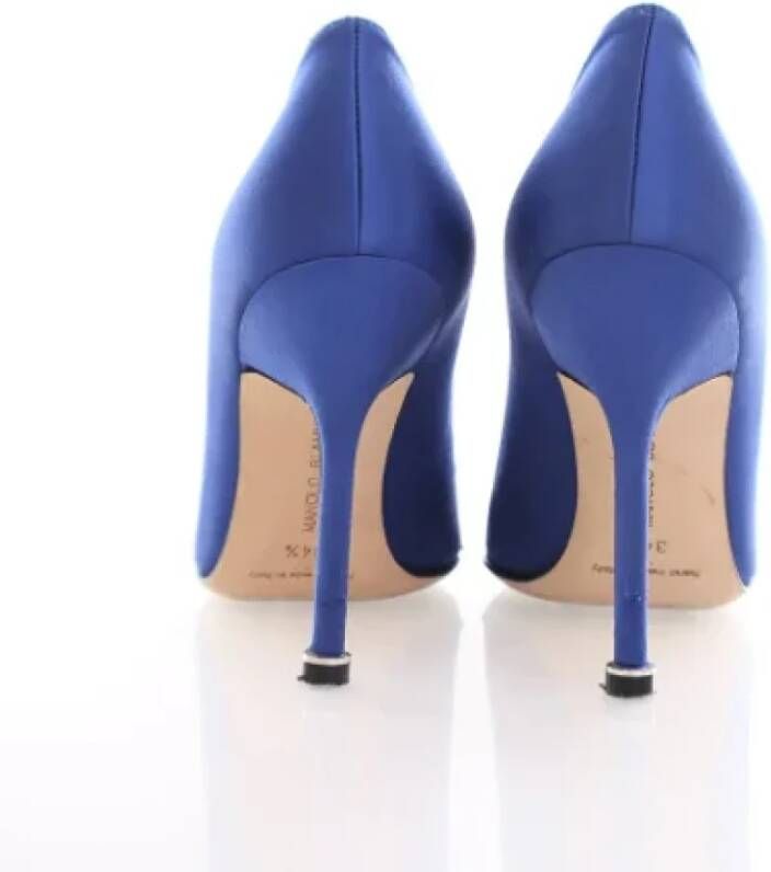 Manolo Blahnik Pre-owned Fabric heels Blue Dames