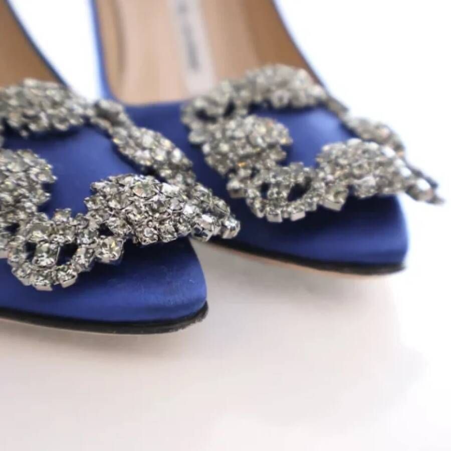 Manolo Blahnik Pre-owned Fabric heels Blue Dames