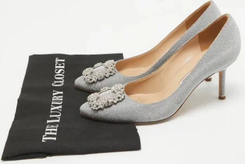 Manolo Blahnik Pre-owned Fabric heels Gray Dames