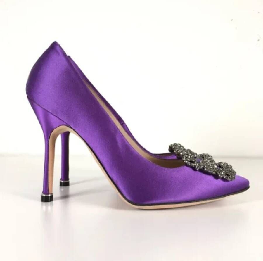 Manolo Blahnik Pre-owned Fabric heels Purple Dames