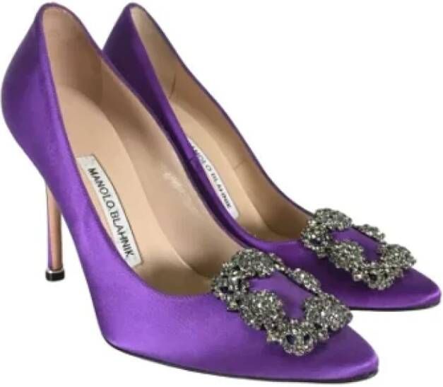 Manolo Blahnik Pre-owned Fabric heels Purple Dames