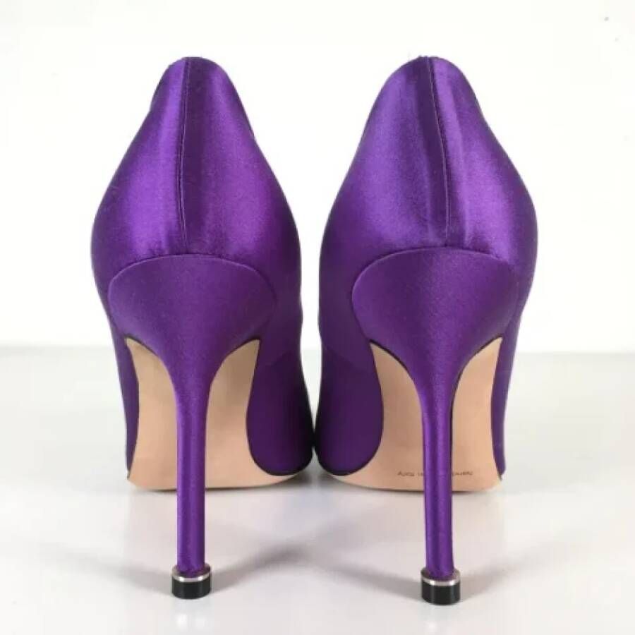 Manolo Blahnik Pre-owned Fabric heels Purple Dames