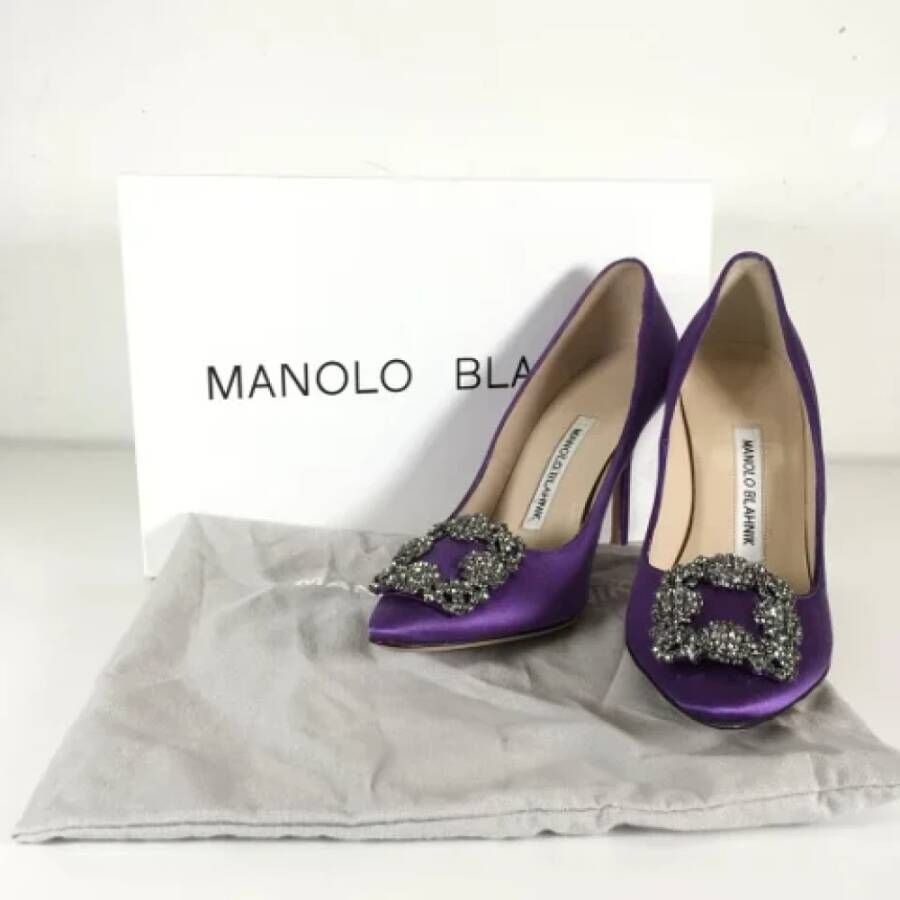 Manolo Blahnik Pre-owned Fabric heels Purple Dames