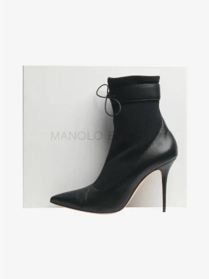 Manolo Blahnik Pre-owned Lace boots Black Dames