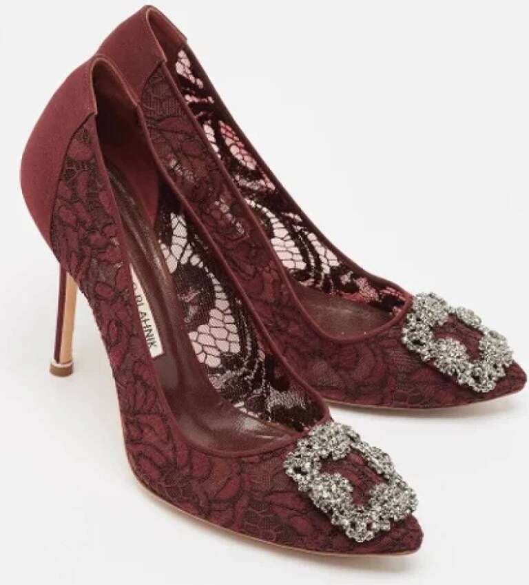 Manolo Blahnik Pre-owned Lace heels Red Dames