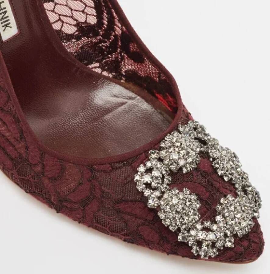 Manolo Blahnik Pre-owned Lace heels Red Dames