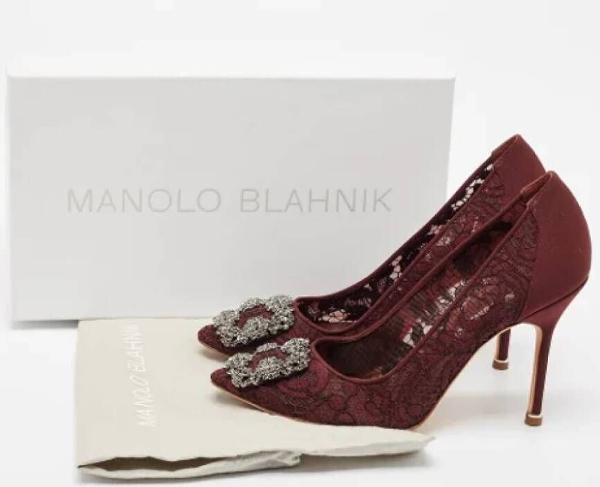 Manolo Blahnik Pre-owned Lace heels Red Dames