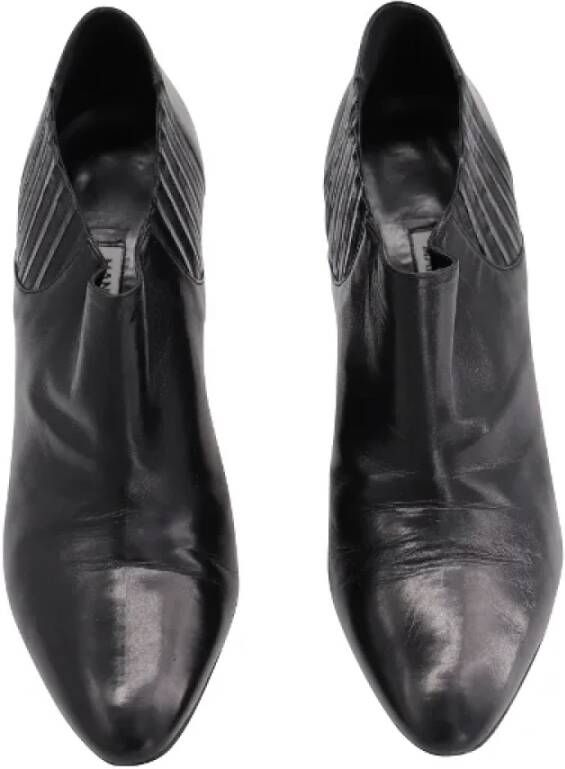 Manolo Blahnik Pre-owned Leather boots Black Dames