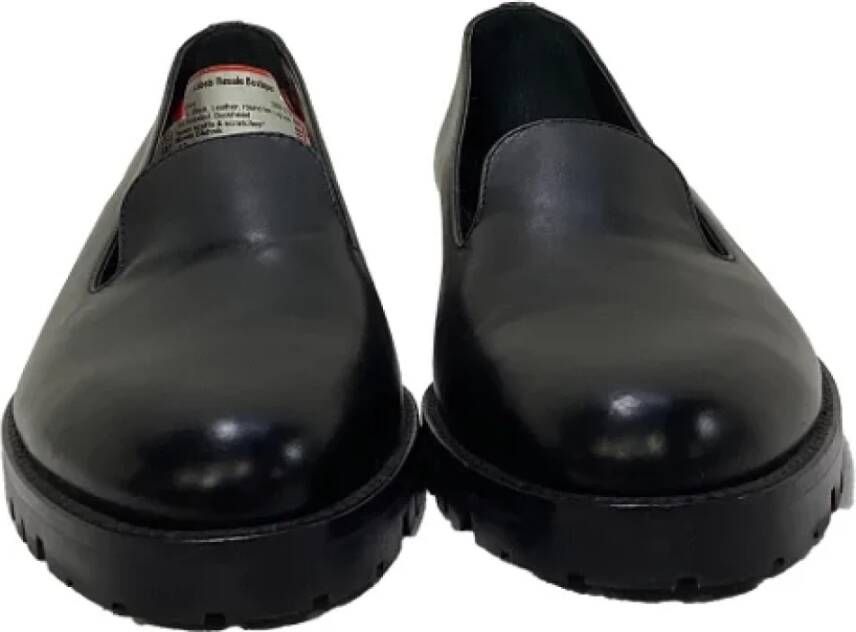 Manolo Blahnik Pre-owned Leather flats Black Dames