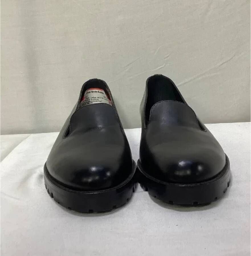 Manolo Blahnik Pre-owned Leather flats Black Dames