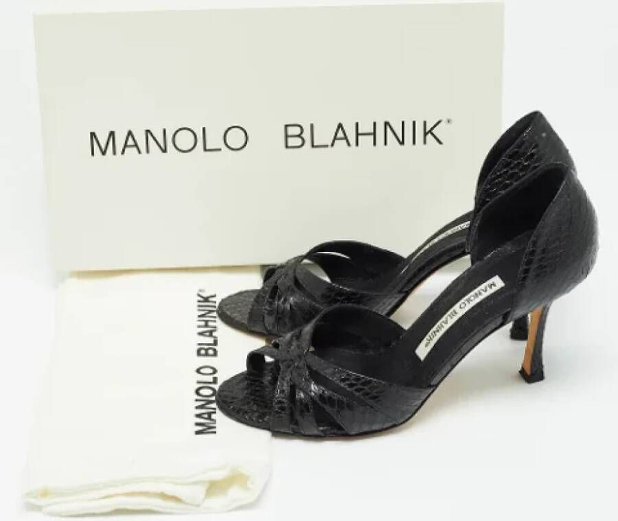 Manolo Blahnik Pre-owned Leather heels Black Dames