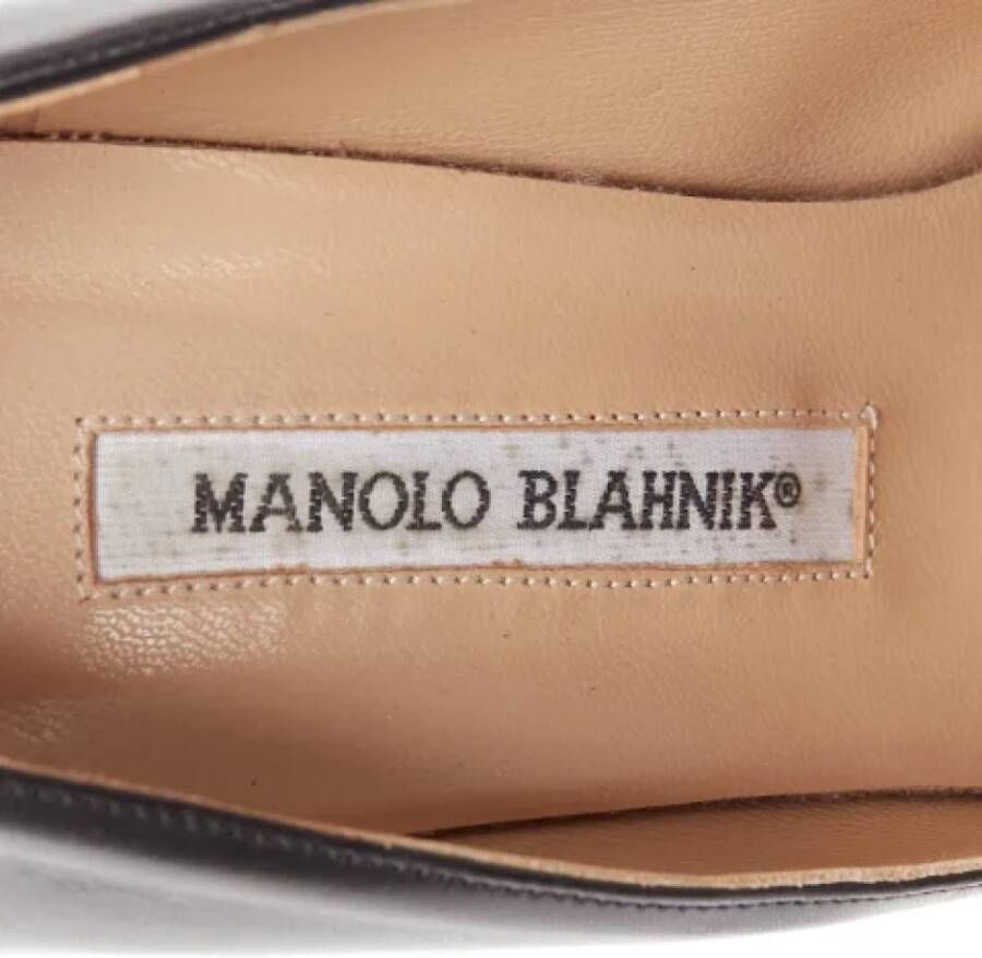 Manolo Blahnik Pre-owned Leather heels Black Dames