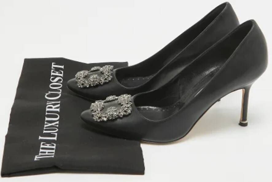 Manolo Blahnik Pre-owned Leather heels Black Dames