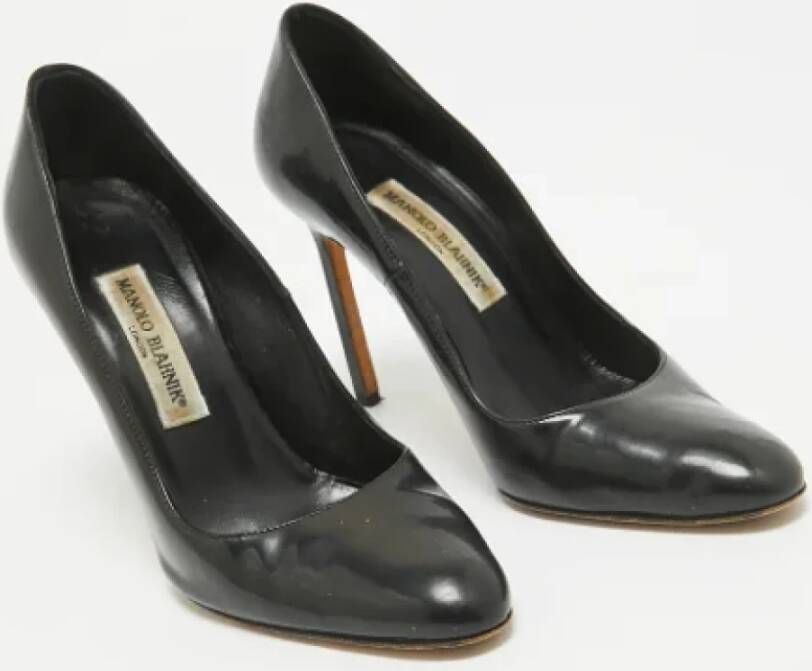 Manolo Blahnik Pre-owned Leather heels Black Dames