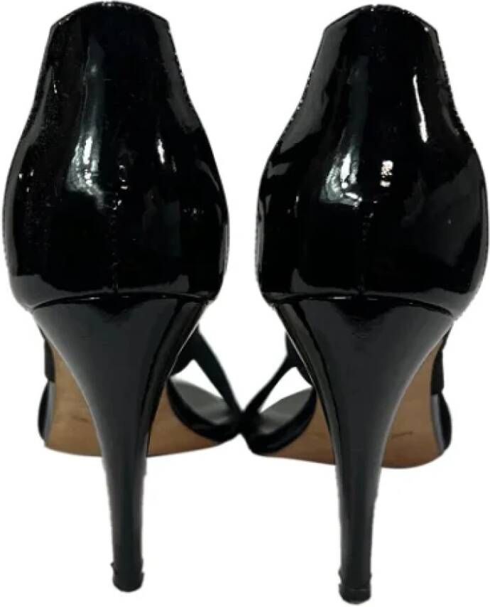 Manolo Blahnik Pre-owned Leather heels Black Dames