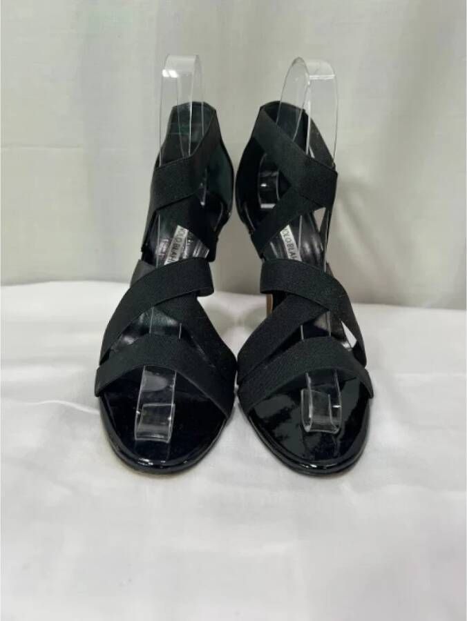 Manolo Blahnik Pre-owned Leather heels Black Dames