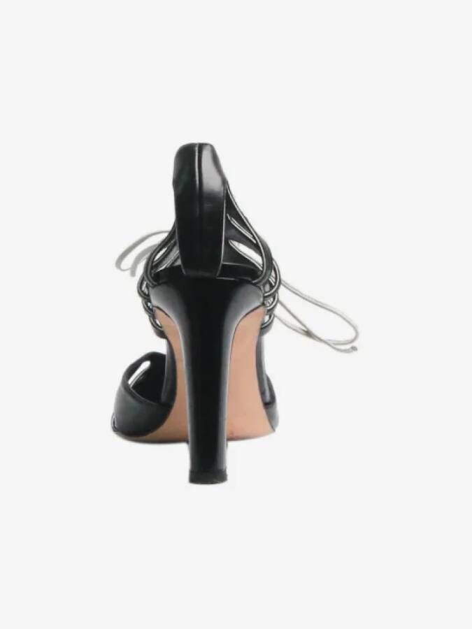 Manolo Blahnik Pre-owned Leather heels Black Dames