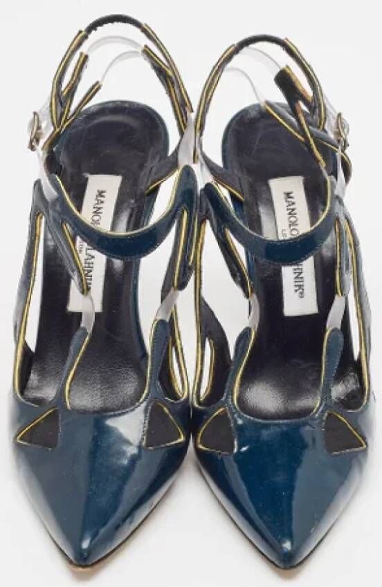 Manolo Blahnik Pre-owned Leather heels Blue Dames