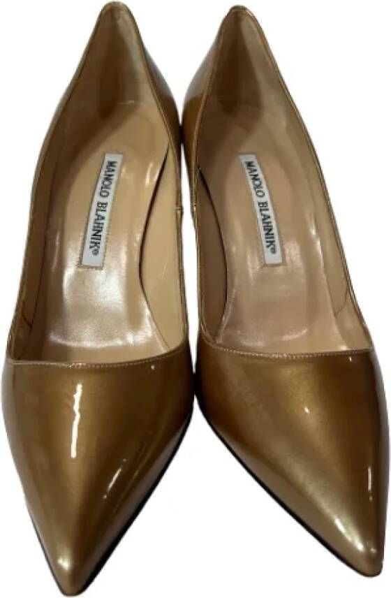 Manolo Blahnik Pre-owned Leather heels Brown Dames