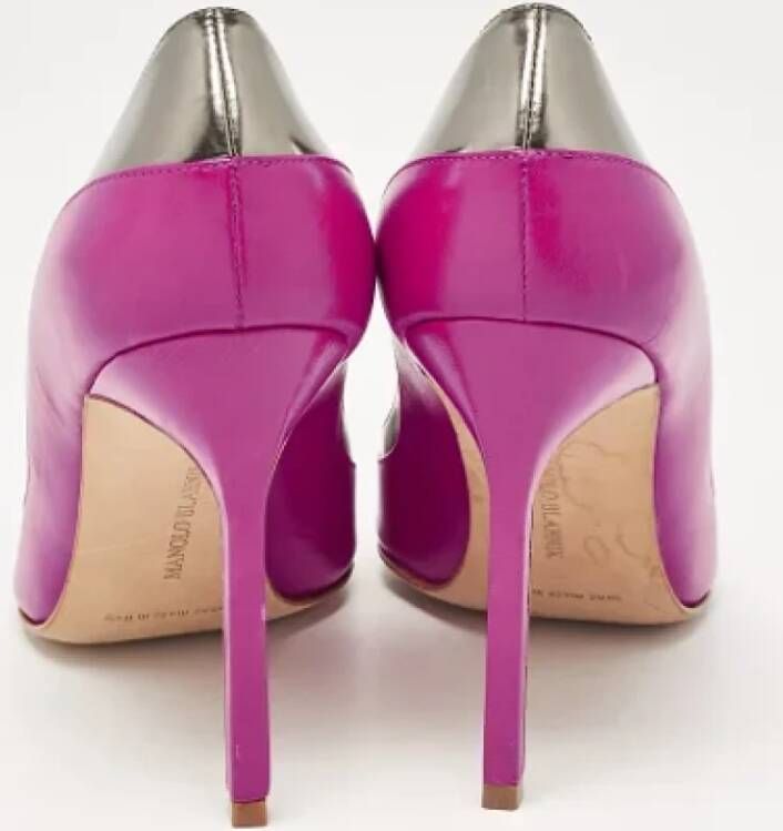 Manolo Blahnik Pre-owned Leather heels Purple Dames