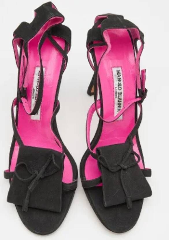 Manolo Blahnik Pre-owned Leather sandals Black Dames