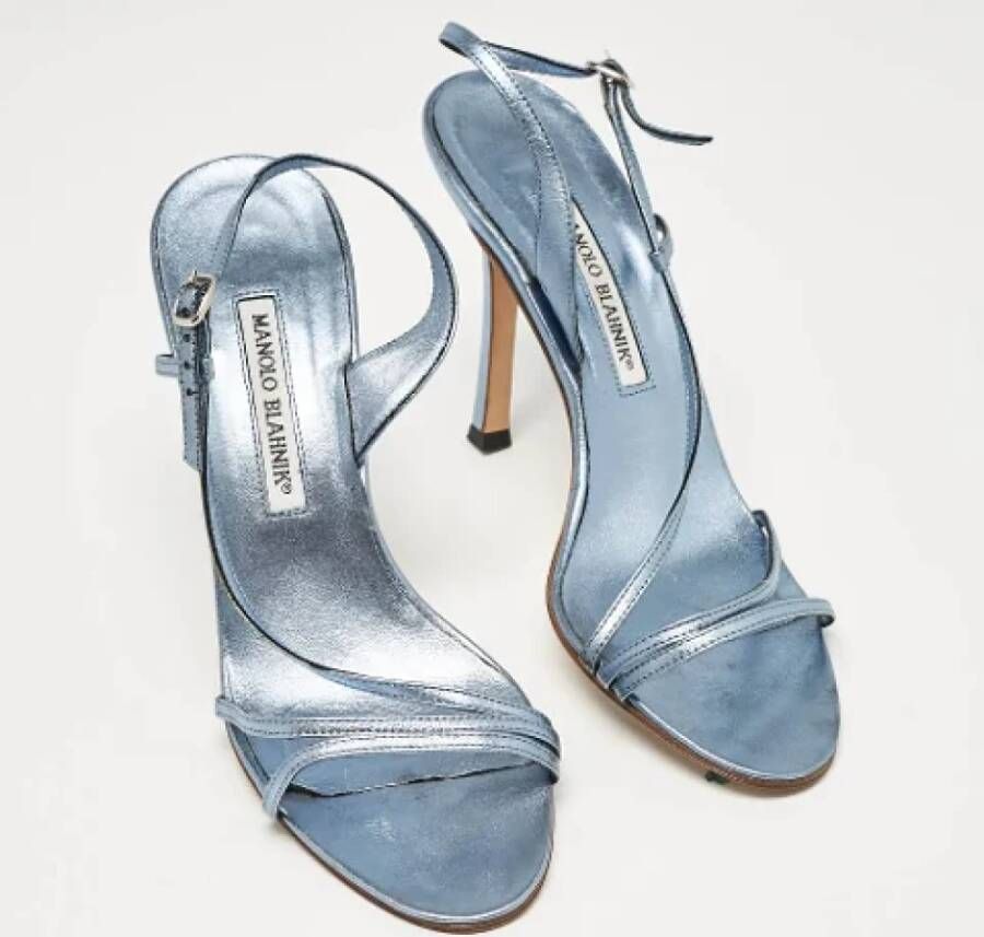 Manolo Blahnik Pre-owned Leather sandals Blue Dames