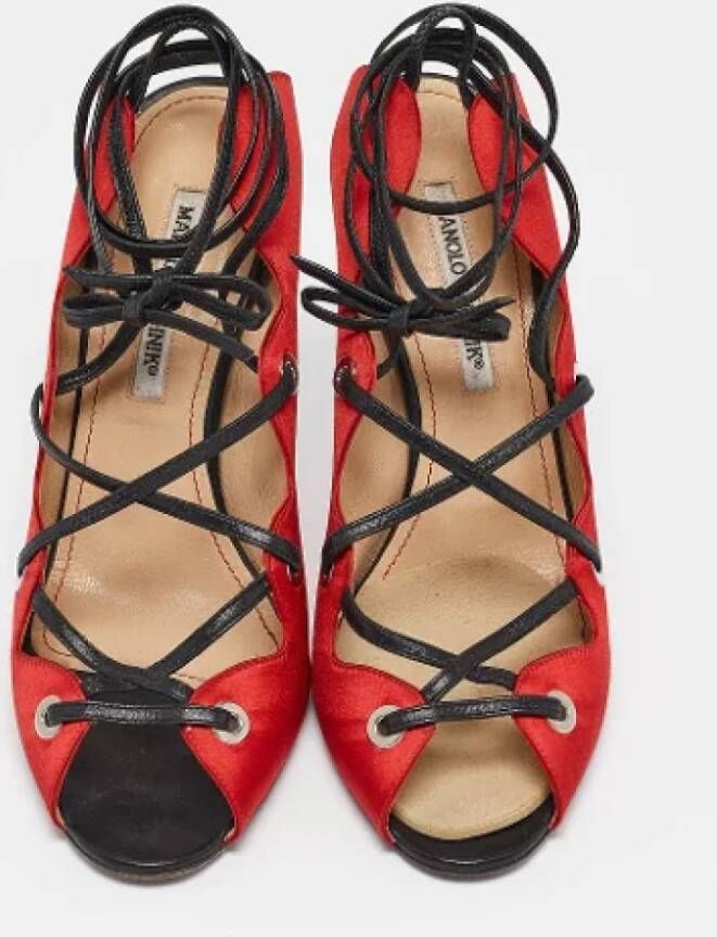 Manolo Blahnik Pre-owned Leather sandals Red Dames