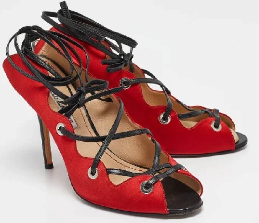 Manolo Blahnik Pre-owned Leather sandals Red Dames