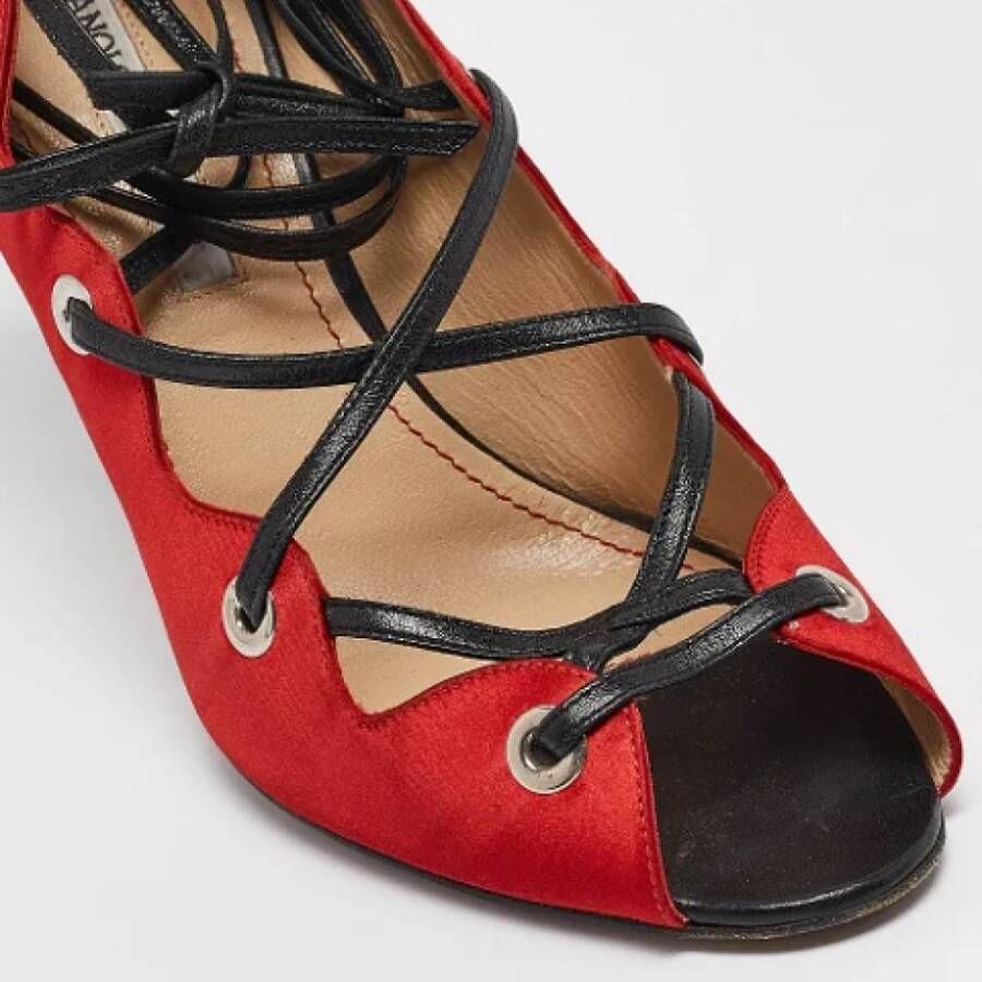 Manolo Blahnik Pre-owned Leather sandals Red Dames